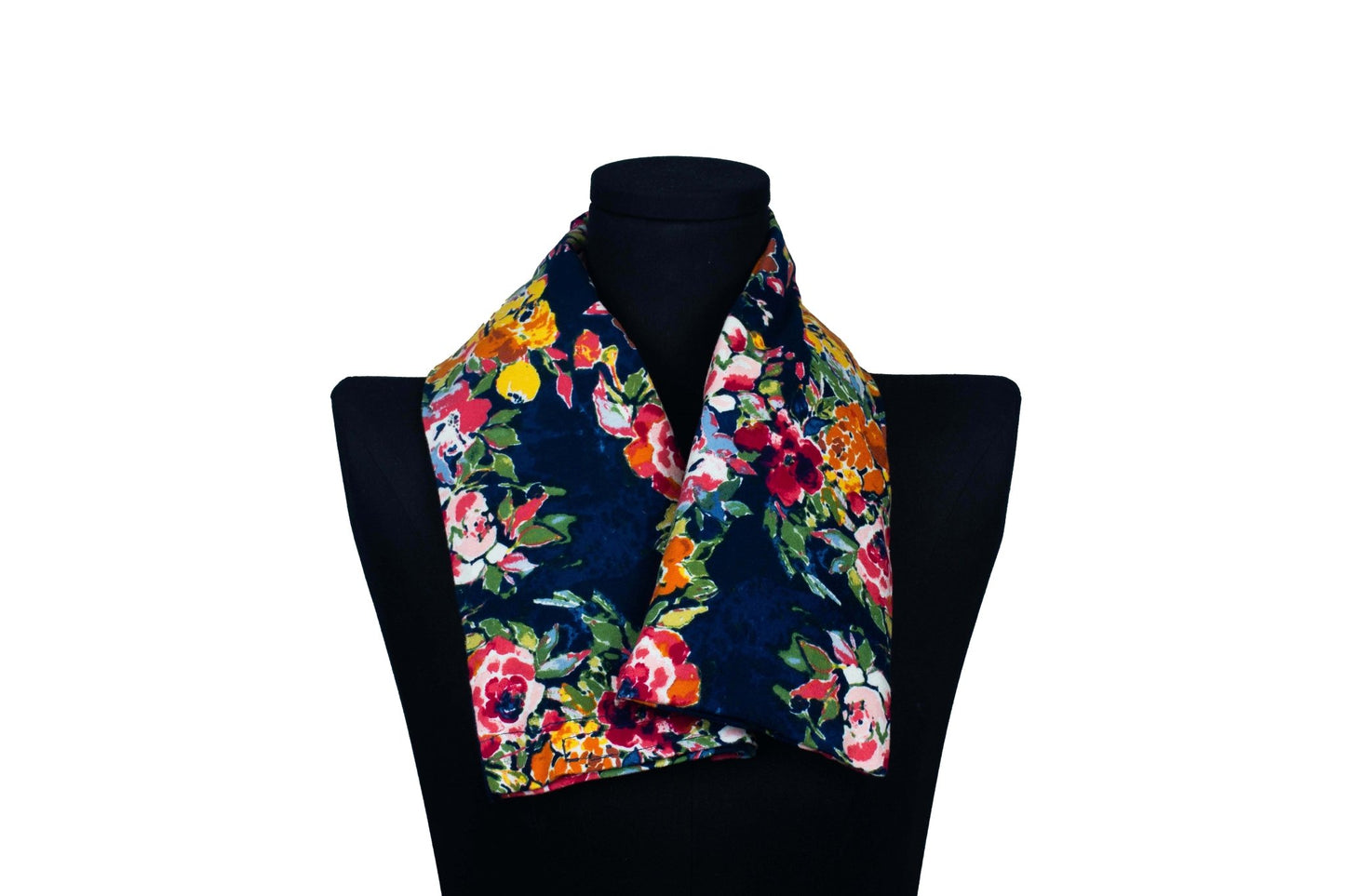 Pure Botanical's Organic Heated & Cooling Neck Wrap, With Removeable Outer Cover In Botanist's Essay
